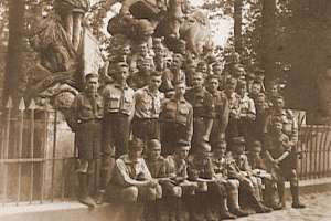 Zdjęcia drużyn harcerskich z Wrześni z lat 30-tych