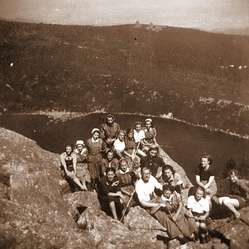 obóz drużyny żeńskiej w górach - 1948 r.